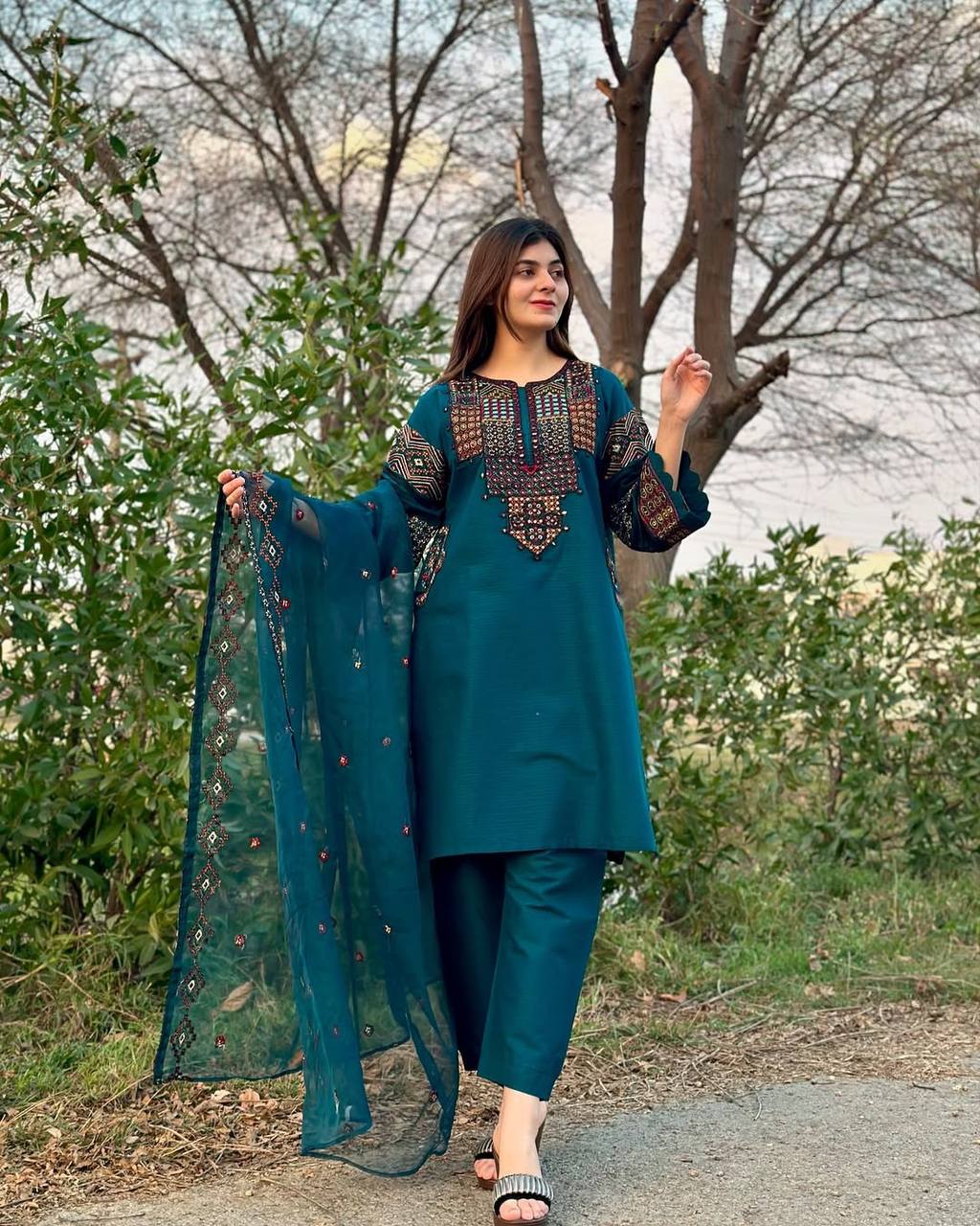 *RUNNING WEAR TRENDING ROMAN SILK FABRIC TOP SEQUANCE EMBROIDERED WORK AND PANT WITH DUPATTA*